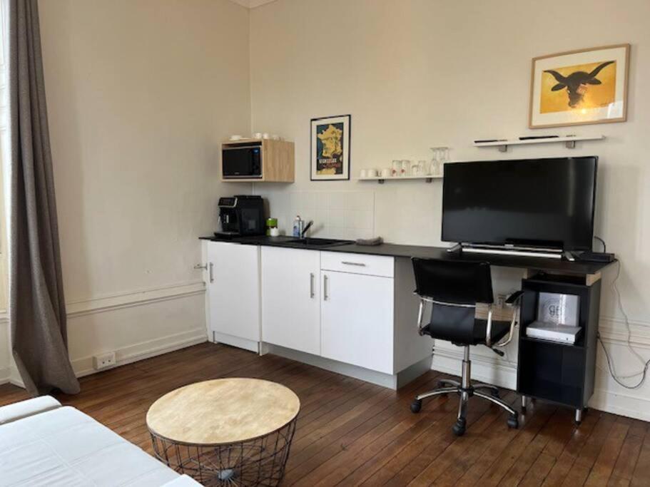Appartement #Le Maitre Du Navire - Grand Studio - Hyper Centre à Brive-la-Gaillarde Extérieur photo