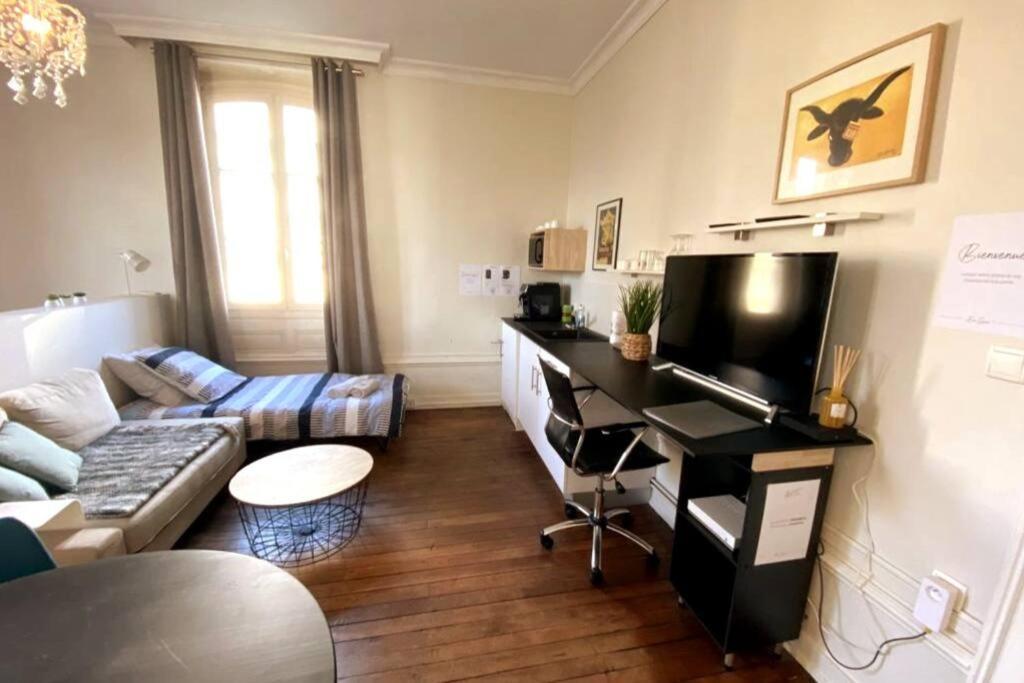 Appartement #Le Maitre Du Navire - Grand Studio - Hyper Centre à Brive-la-Gaillarde Extérieur photo